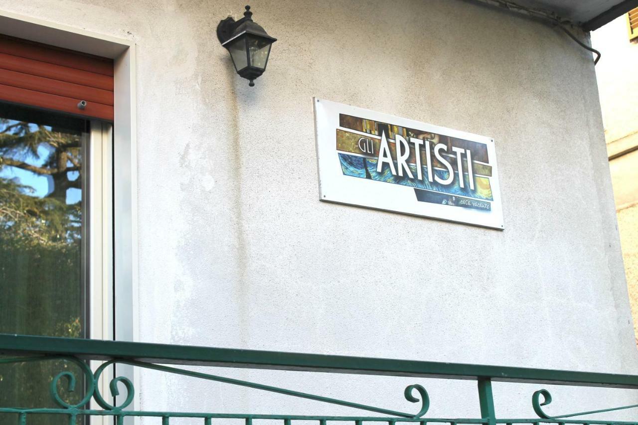 דירות אג'רולה Gli Artisti מראה חיצוני תמונה